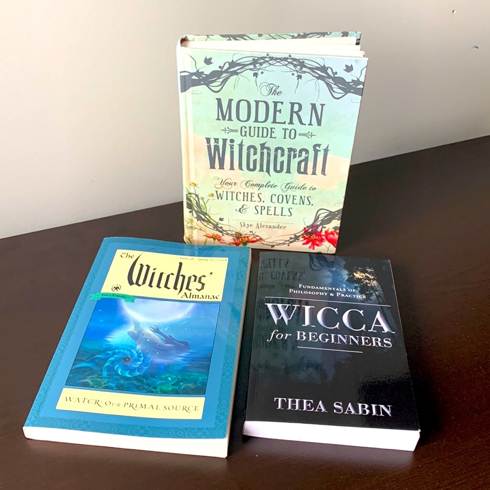🧙🏻⭐️ Witchy Books for individual sale📚✨